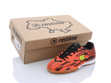 Футбольне взуття Restime