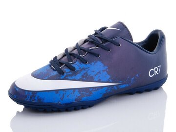 Футбольная обувь CR